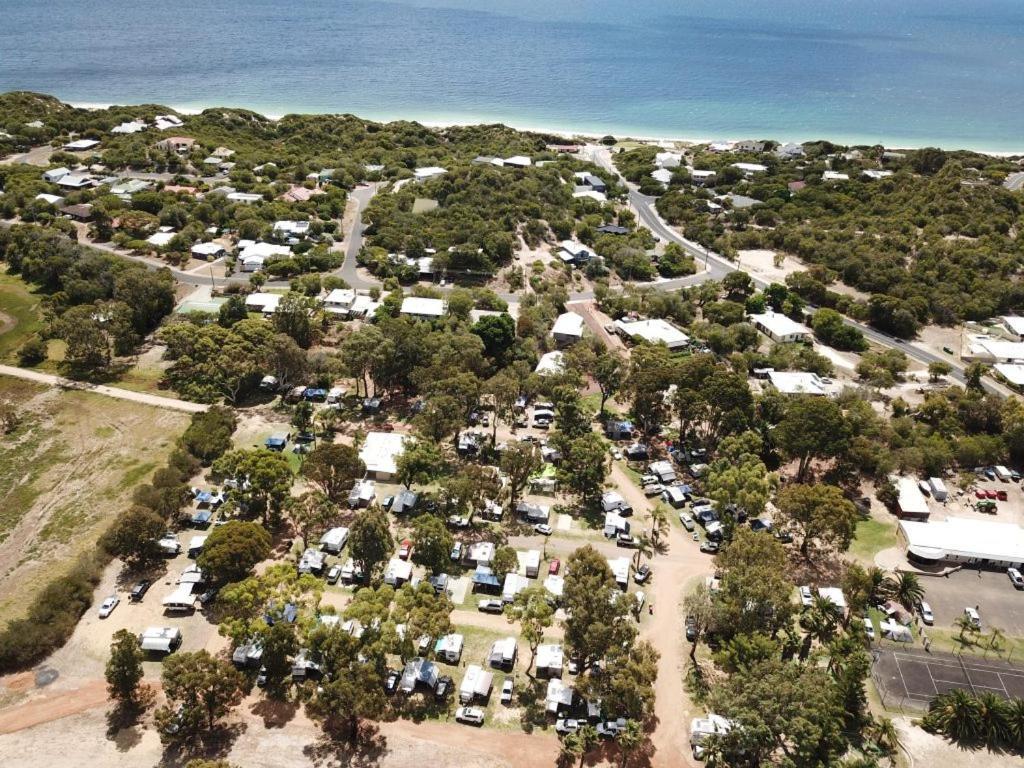 Peppermint Grove Beach Holiday Park Capel Екстер'єр фото